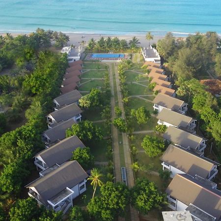 Uppuveli Beach By Dsk Trincomalee Exterior photo